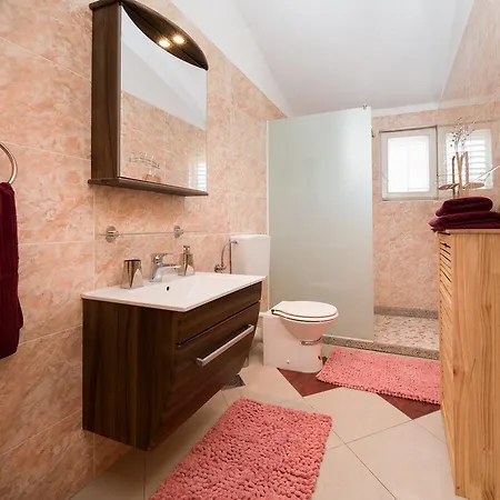 Hostel Sakic Solin